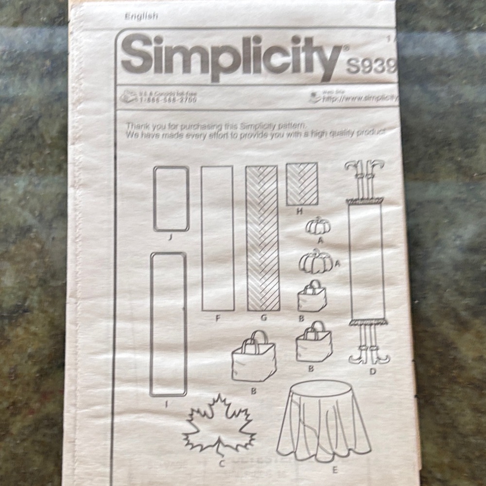 Simplicity S9497 Festive Fall Table Decor Pattern pumpkin - Picture 4 of 5